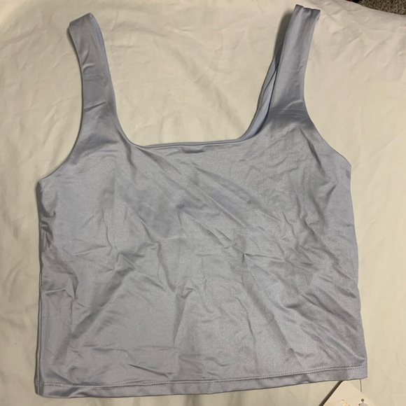 Fabletics Lydia Shine Built-In Bra Tank Size:M - Picture 3 of 5